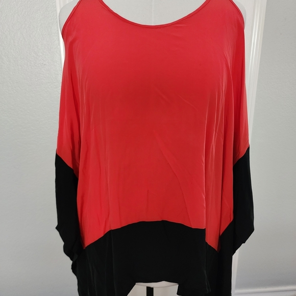 Neiman Marcus Tops - Neiman Marcus Red and Black Tunic Top